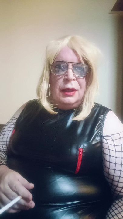 Ćao i dobrodošli na moj novi kanal...  Celoviti videi počinju 1. oktobra