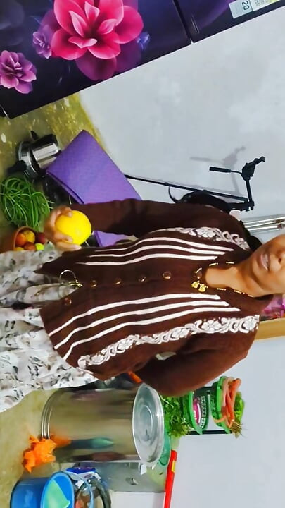 Főiskolás lány punci hindi audio és desi stílusú forró szex.