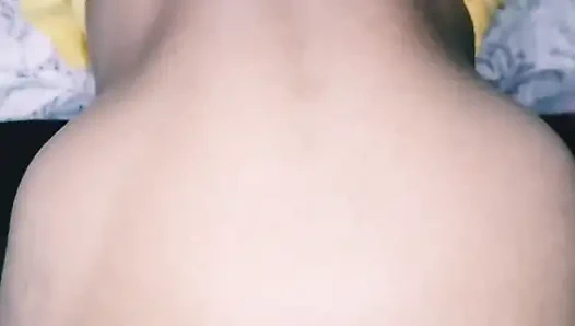 Seks kuat gadis xxx dengan memek bocor