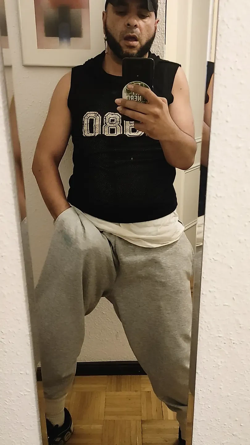 Klub DirtyJunkBro, wix, kencing dengan kaus kaki kotor- bagian 2