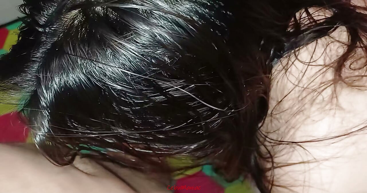 필리핀 계모가 강렬한 보지 크림샷을 선사하는 장면