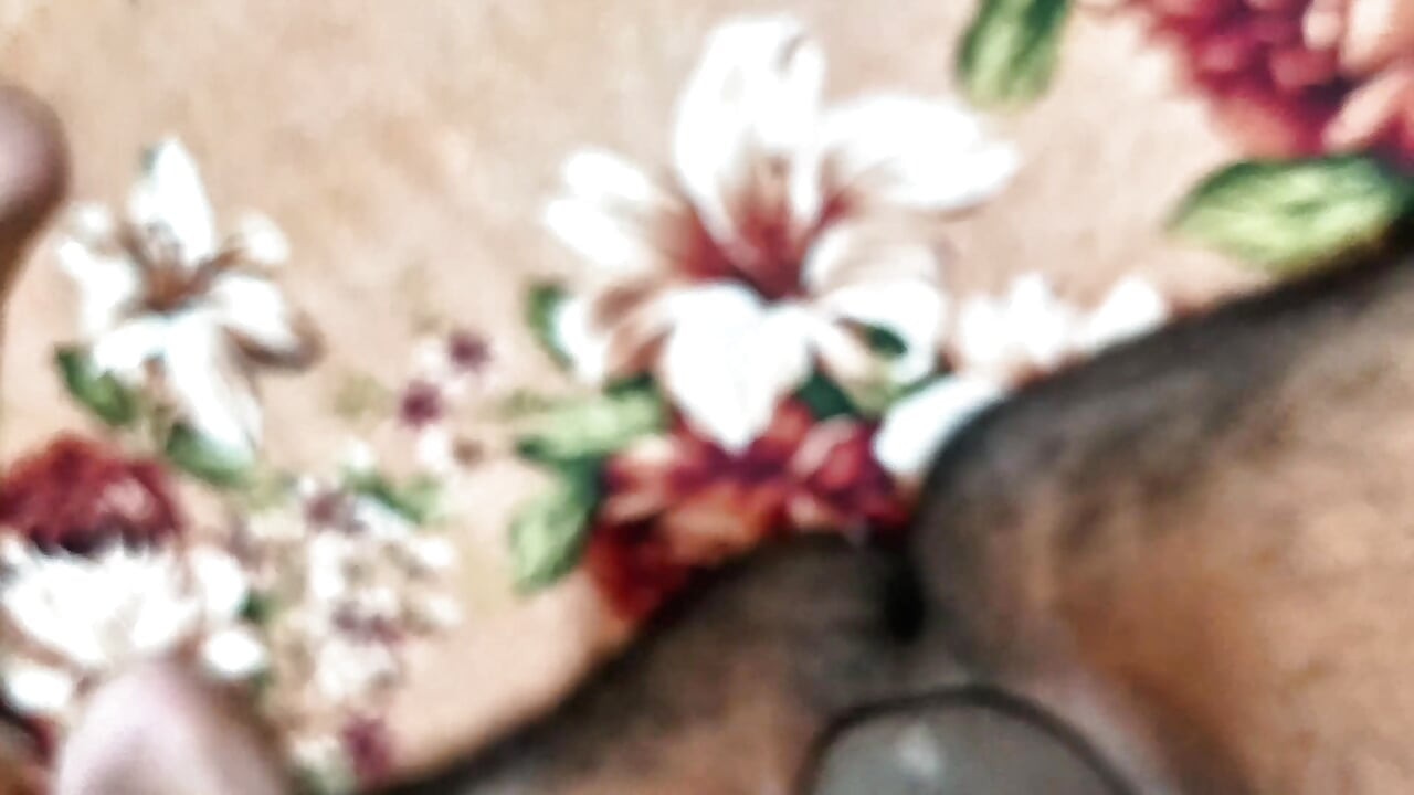 Meri khoobsoorat garlaphrend seks vidiyo bngali nyooj vidiyo vayaral bngali. vyas tanishary ganv ki bhabhi maja leti hai