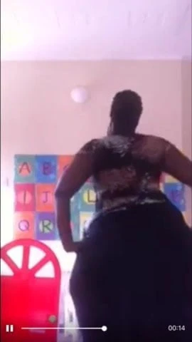 Big ebony booty