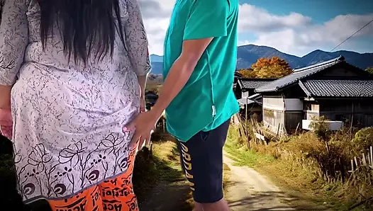 Tabu seks komşu Müslüman büyük göt ve büyük amcık arkadaşlar Mısır köyü sokağında sikiliyor!