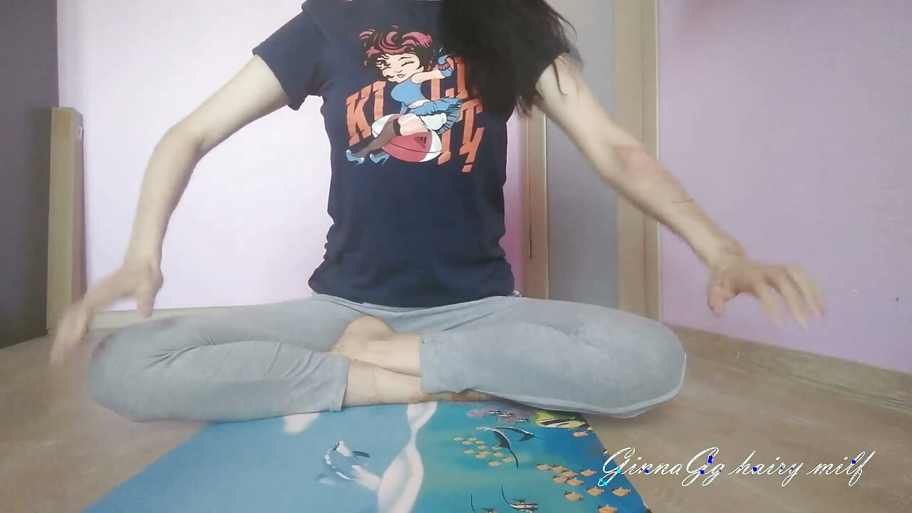 Peepshow Fingering Hairy Pussy Wet Pussy Russian MILF Ginnagg