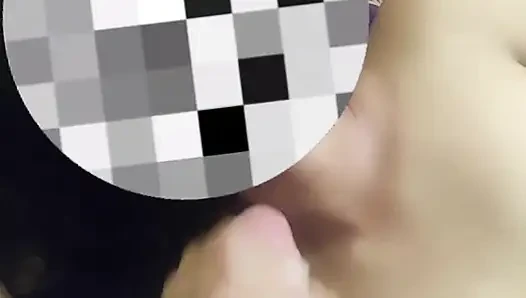 Desi pooja gibt schmutzigen blowjob und fickt hart