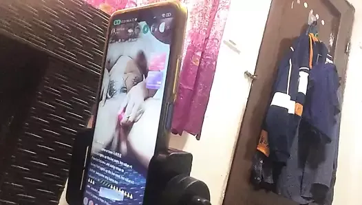 wife showed how horny she is on Livestream