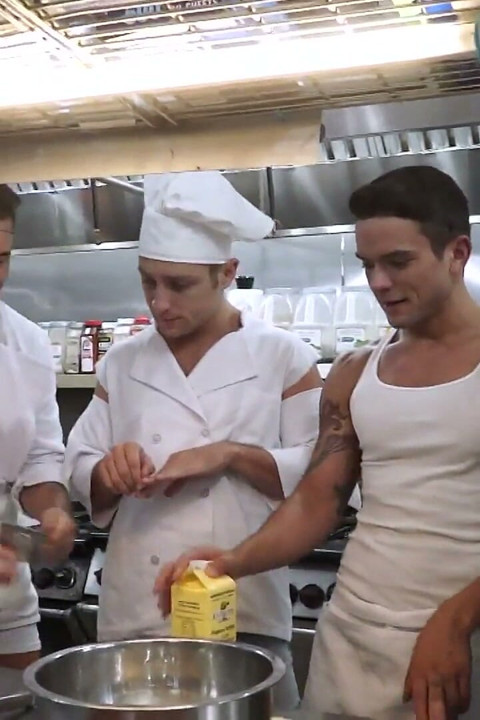 The Gay Simple Life: Cupcake Baking Challenge 3