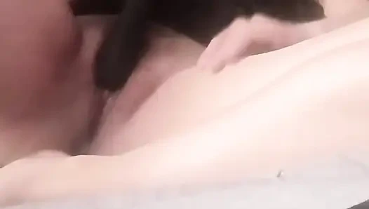 Женская мастурбация вибратором