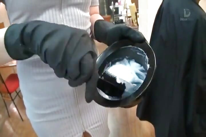 Salon Kecantikan Godaan. Kenikmatan diam-diam di balik setiap layanan. - 2