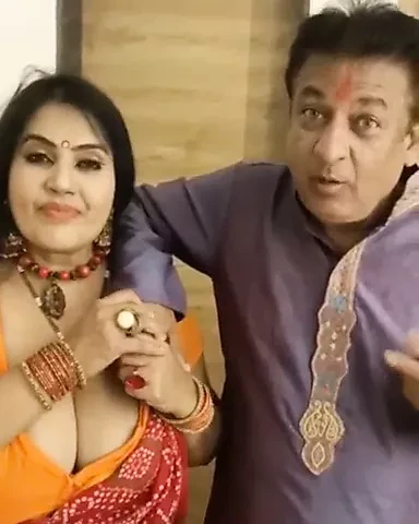 Kanchan Aunty Kissing And Boob Press