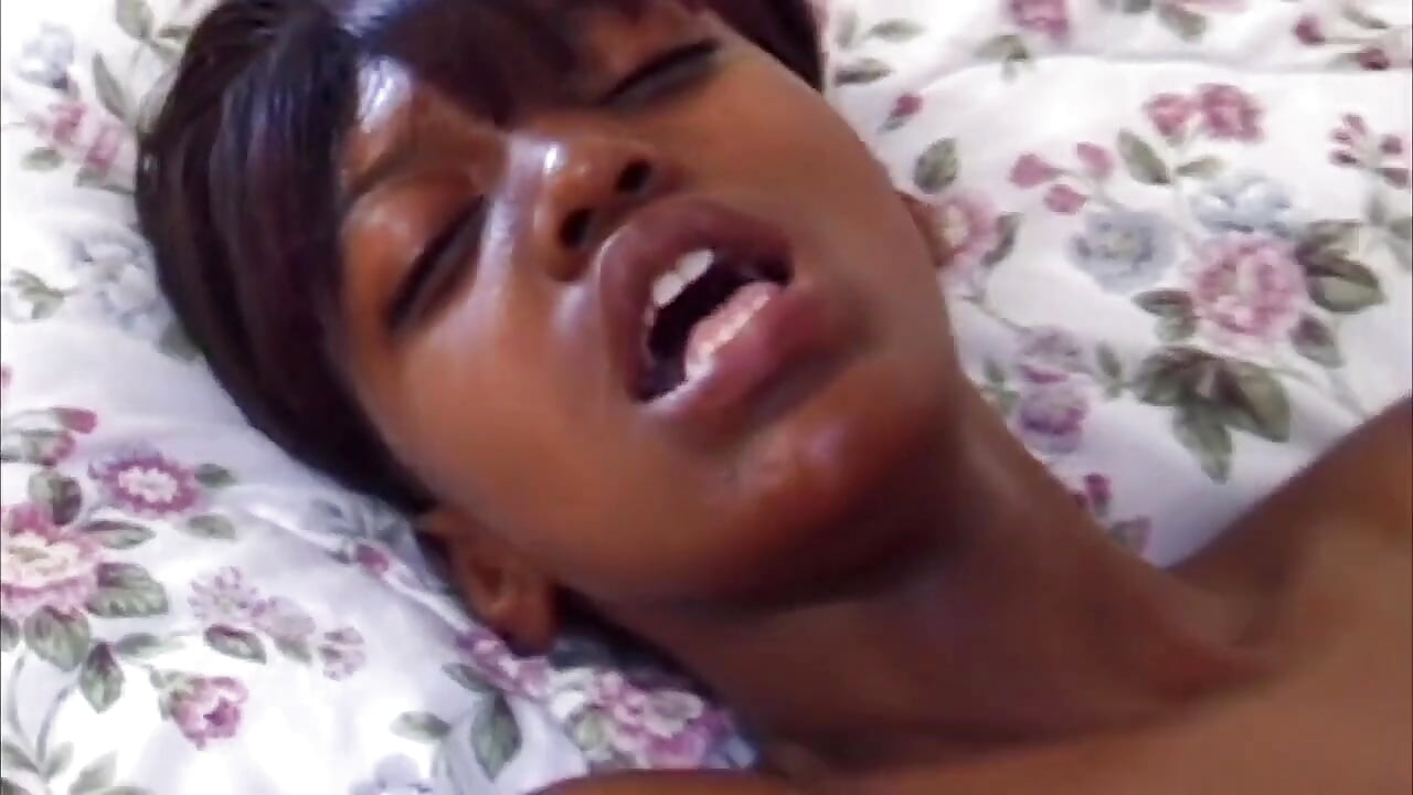 Peituda negra milf adora maciço bbc com paixão