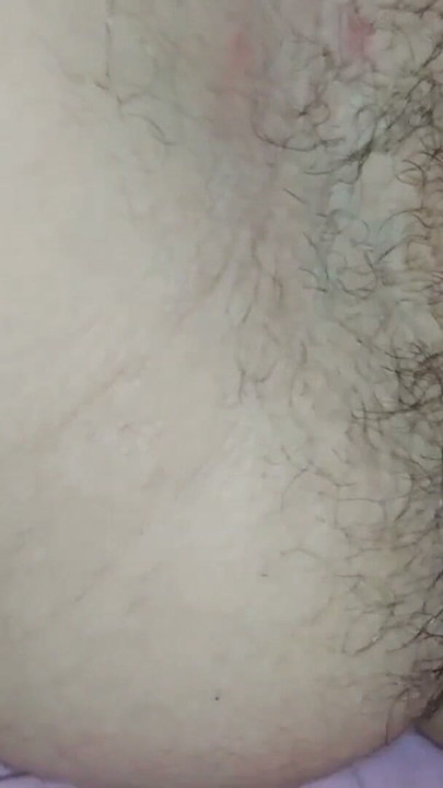 Desi tocando la concha de la hija de los vecinos | Clip 1