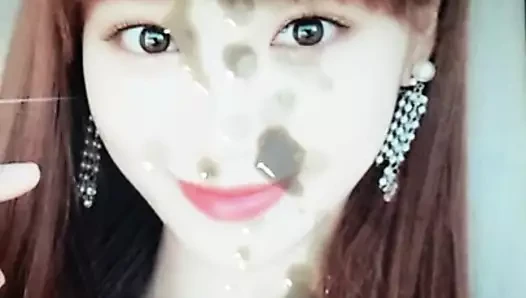 Izone chaewon boşalma anısına