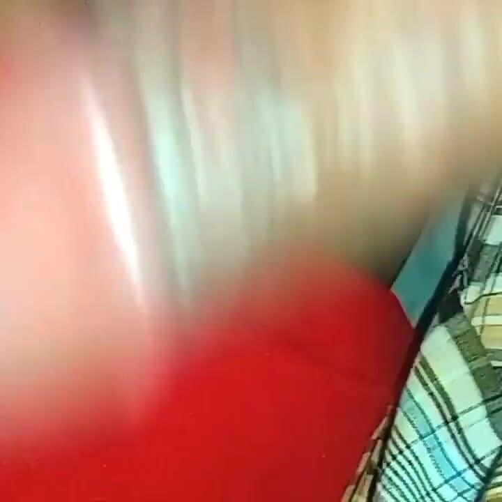 Erkek arkadaşımın yarağını emmeyi seviyorum