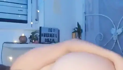 Argentina MILF Latina Slut on Video Call Double Penetration