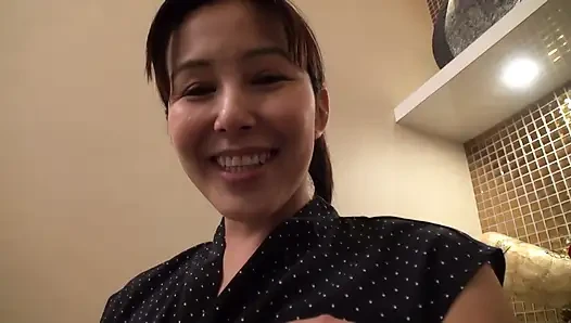 [k-cup Süper Süt Eşi, Megumi, 42 Yaşında]