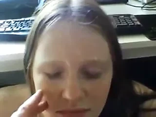 Stroking and shooting on girlfriend's face