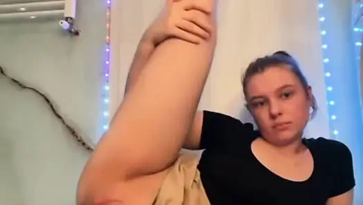Blowjob and masturbating tight pussy jucielussie