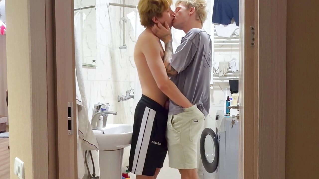 Friend Licks Ass Smooth Twink Sucks Big Cock and Takes It Inside