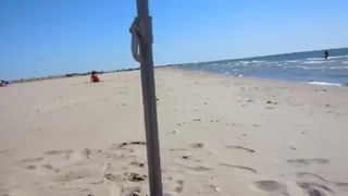 Nue à la plage