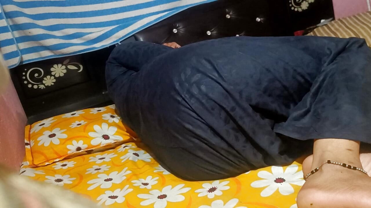 ravina Dixit full pussy sucking and riding dirty hindi show