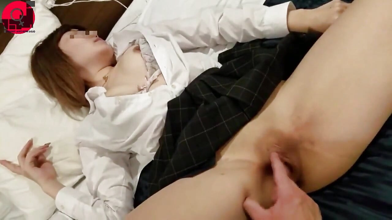 Діти в уніформі 0175 без цензури