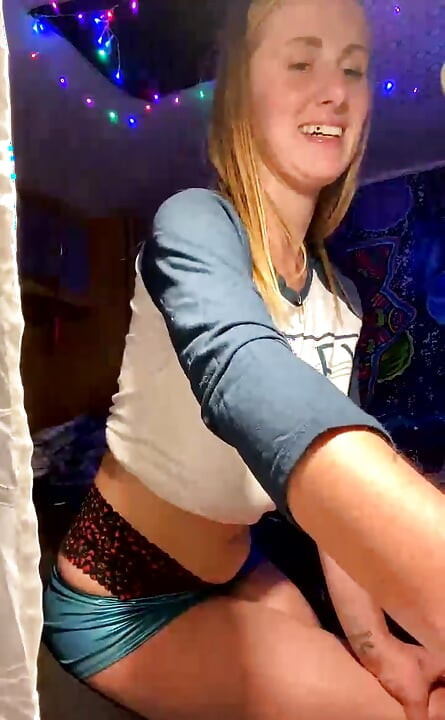 Stream Started Sexting Can Be Fun. Especially When on Video