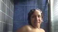 Exib - Elena sotto la doccia