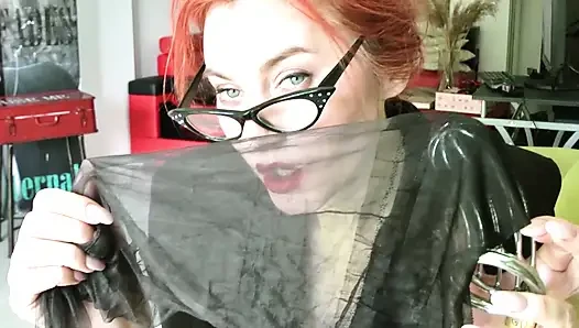 Учительницу виагра трахают сознанием, кончают в поясе целомудрия