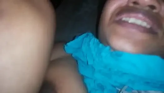 Gerçek göt üvey annemi sikiyor çığlık atıyor