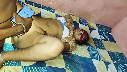 Bhabhi ki Desi bur ki khujali mittai bhabhi ki Desi hot 🥵