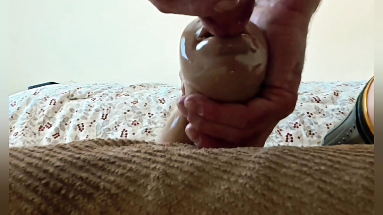 Intenzivno Izrubljivanje Završava Fleshlight Creampieom