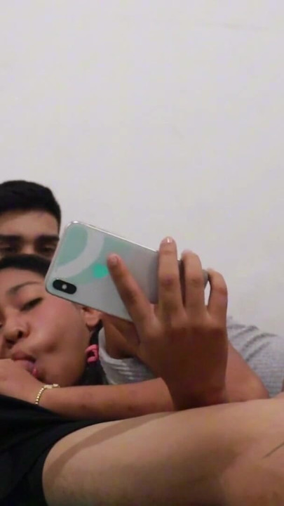 MY BEAUTIFUL COLOMBIAN LATIN BRUNETTE STEP-SISTER SEDUCES ME BY TOUCHING MY PENIS WHILE WE'RE ALONE IN THE ROOM. PORN IN SPANISH | Clip 1