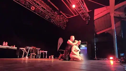 Адская привязанность 2, фон 3