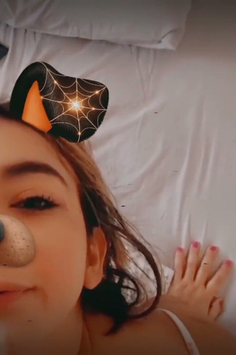 Sarışın snap face filter ile sikiliyor