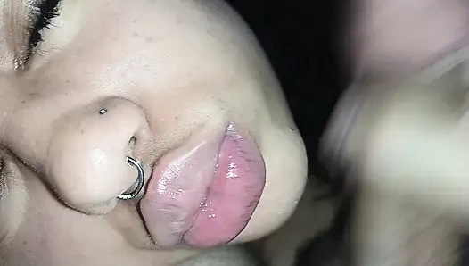 KÜÇÜK KALTAK YÜZÜNE BOŞALMAK ISTIYOR, GAVAT TÜM AZGıNLıKLA DOLUYOR