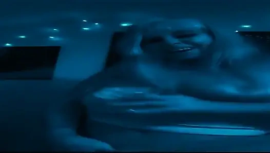 743203544831635456.mp4