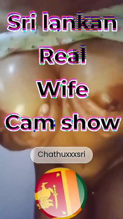 Sri Lankan Wife Use Brinjal and Pussy Make Qufeeng