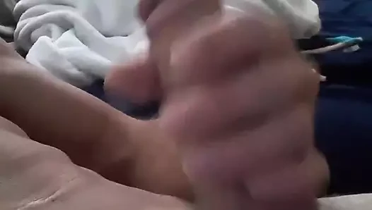Şişman beyaz yarağı çekiyor