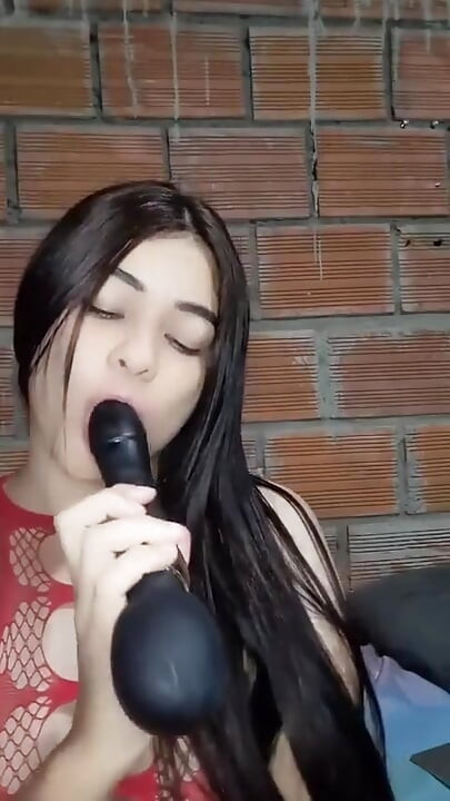 Distracție amatoare cu o mamă vitregă și țâțele ei frumoase Yuliethgomez