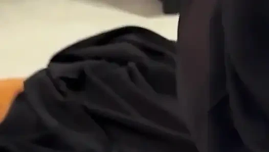 Muslimische ehefrau betrügt ihren ehemann mit italienischem hengst