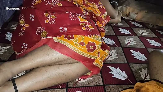 Desi Aunty Sharing bed Wet creamy Pussy Hot Sex