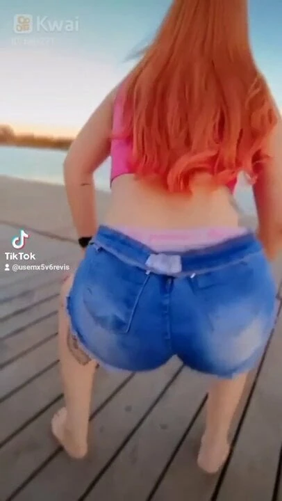 Ruiva gostosa