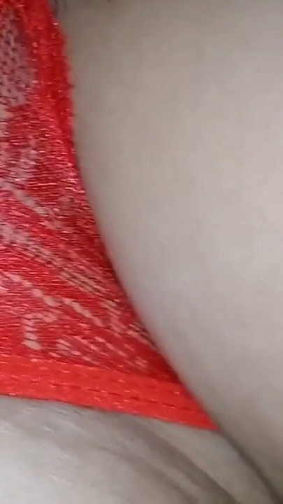 Indian Mallu celebrity who had sex with her Driver while fucking cum lord out and musterbating showed off her huge | Clip 2