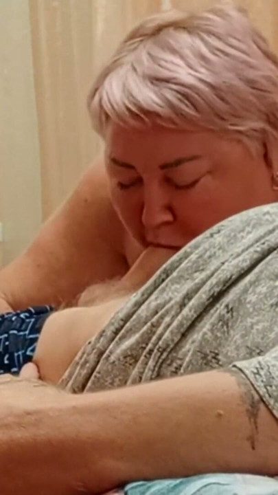 sucking cock stepmom loves most of all | Clip 1