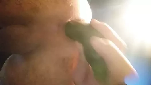 Doğal yapay penis ve şaşkın göt
