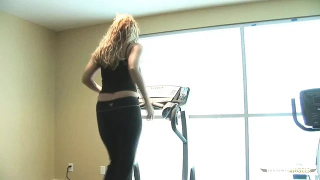 Beauty deep throats a hard cock after being picked up