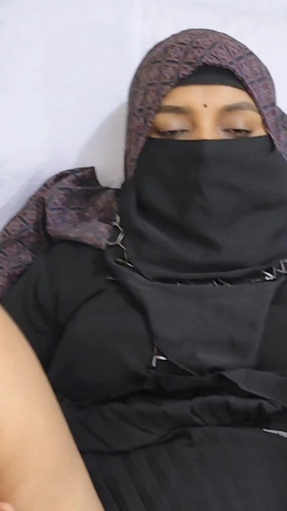 indian Bangla Muslim Hijabi Anty Hardly  Fucking video. ( Full Bangla Voice) | Clip 2