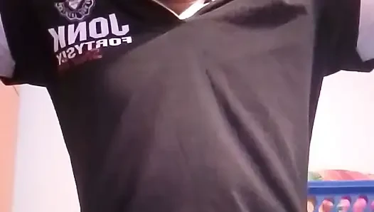 Büyük yaraklı striptiz